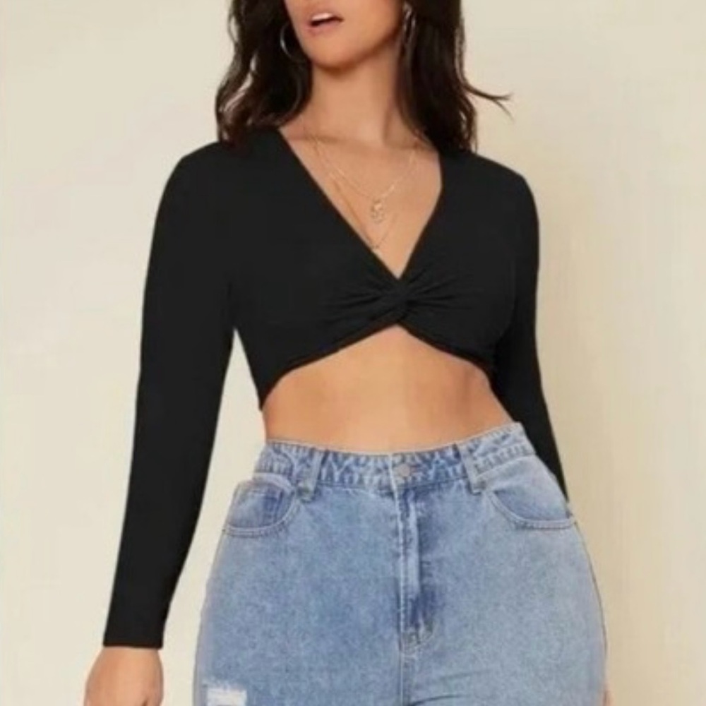 CAbi Black Front Twist Style 3997‎ Fitted Crop Top Size XS Minimalist